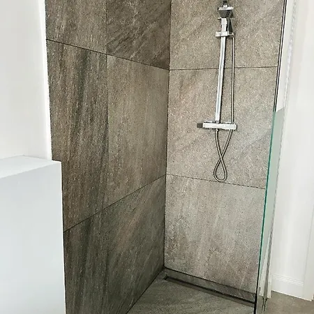 Zentralmoers 140m2 Hbf Nah Appartamento Moers