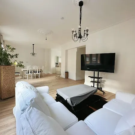 Zentralmoers 140m2 Hbf Nah Apartment